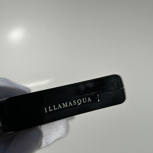 Illamasqua Beyond Powder Highlighter GORGEOUS Epic Champagne Gold Peach 7g - Picture 10 of 11
